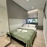 White Centrum 2-bedroom * Czestochowa
