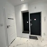 White Centrum 2-bedroom Apartment *
