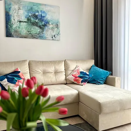 White Centrum 2-bedroom Appartement *