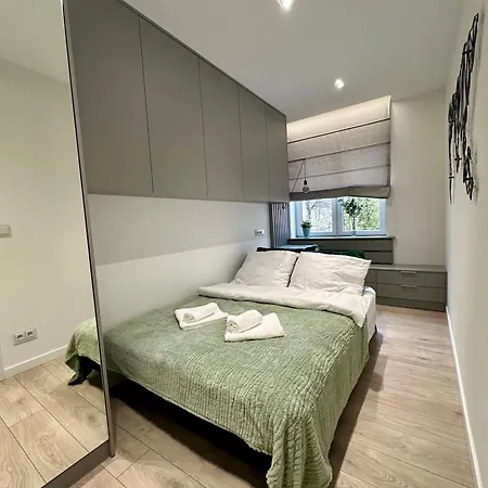 White Centrum 2-bedroom * Ченстохова