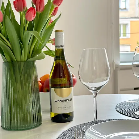 White Centrum 2-bedroom Appartement