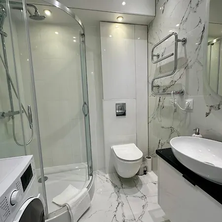 White Centrum 2-bedroom * Częstochowa