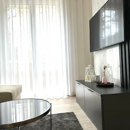 Appartement White Centrum 2-bedroom Częstochowa