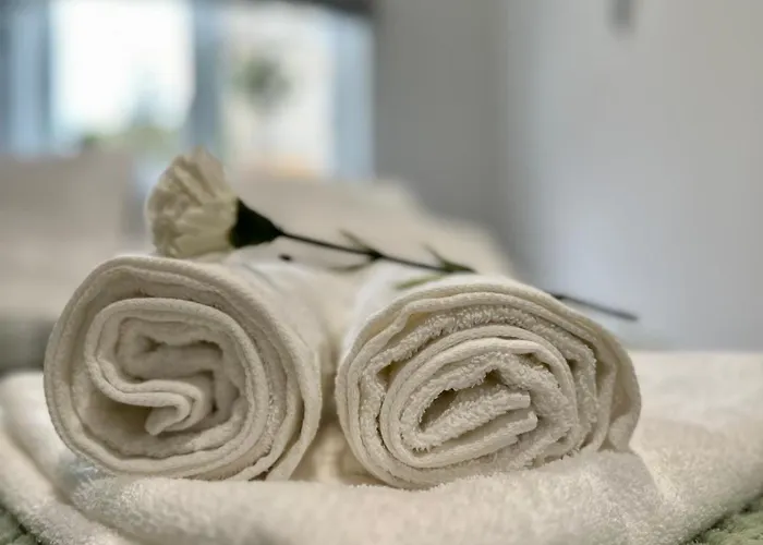 White Centrum 2-bedroom צ'סטוצ'ובה