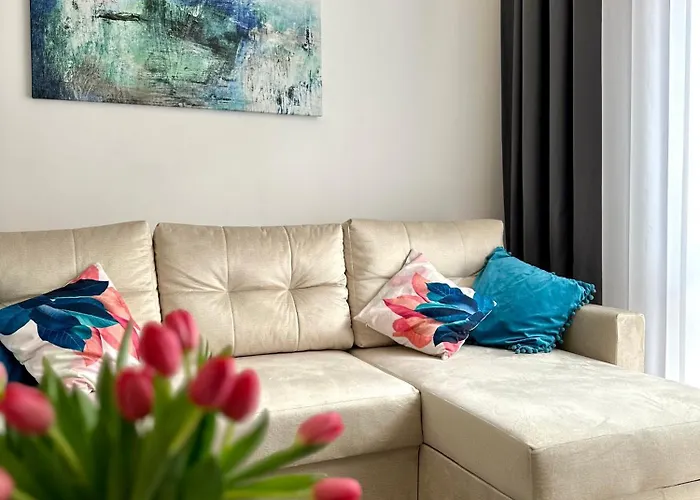 White Centrum 2-bedroom דירה *