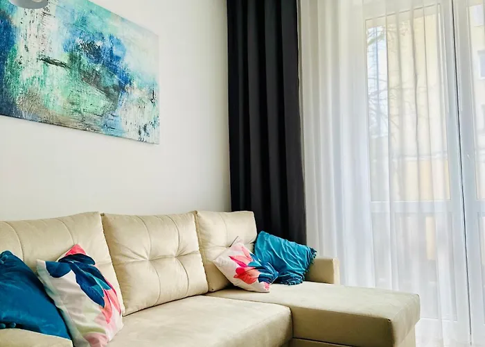 White Centrum 2-bedroom *